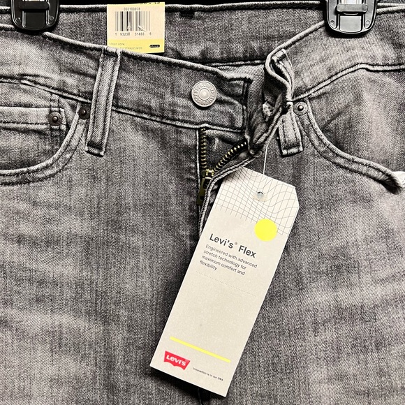 NWT - LEVI’S MEN’S 510 SKINNY FIT FLEX MEN'S JEANS - 28Wx32L - Picture 6 of 11